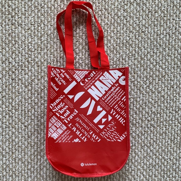 lululemon athletica Handbags - HP! Lululemon Reusable Bag